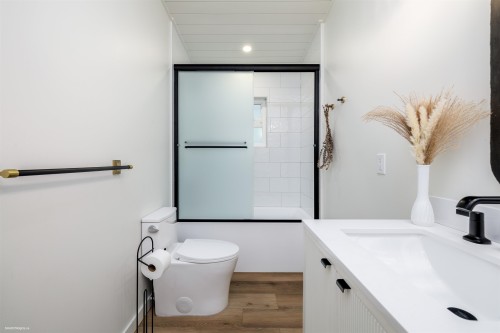 1508 Gillespie Road, Delta, BC 