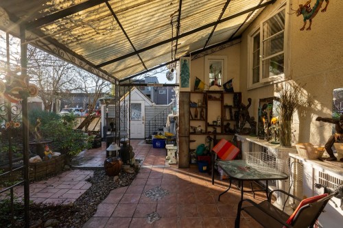 228 26Th Avenue E, Vancouver, BC 