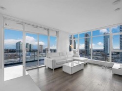 2009-4688 Kingsway  Burnaby, BC V5H 0E9