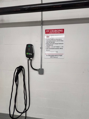 2009-4688 Kingsway, Burnaby, BC 