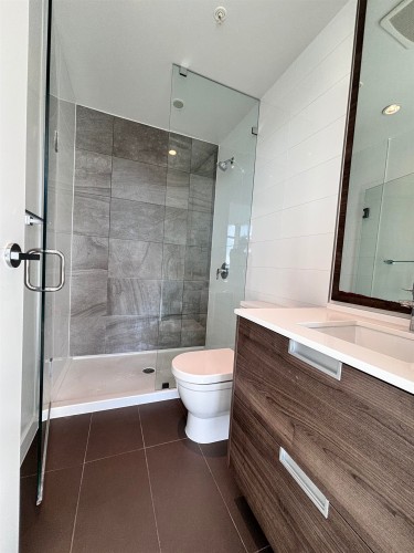 2009-4688 Kingsway, Burnaby, BC 