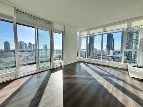 2009-4688 Kingsway, Burnaby, BC 