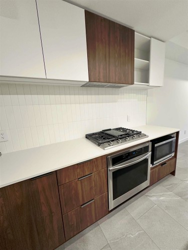 623 Kemsley Ave, Coquitlam, BC 