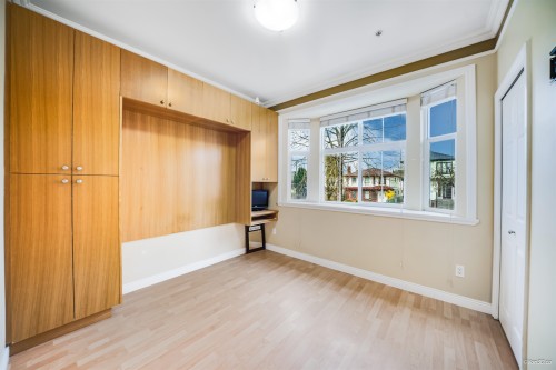 742 51St Avenue E, Vancouver, BC 