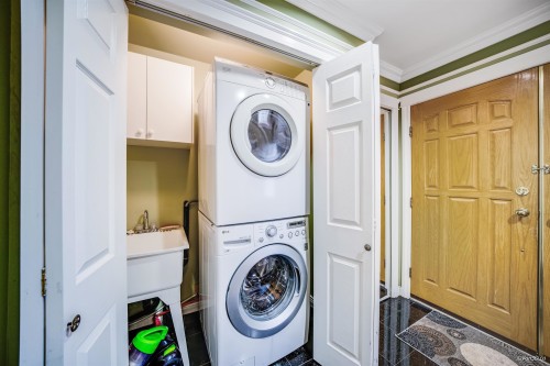 742 51St Avenue E, Vancouver, BC 