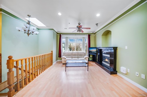 742 51St Avenue E, Vancouver, BC 