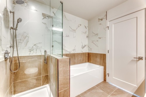 120-3421 Queenston Avenue, Coquitlam, BC 