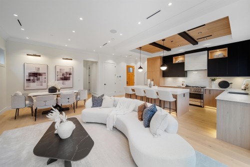 2-1841 Parker Street, Vancouver, BC 