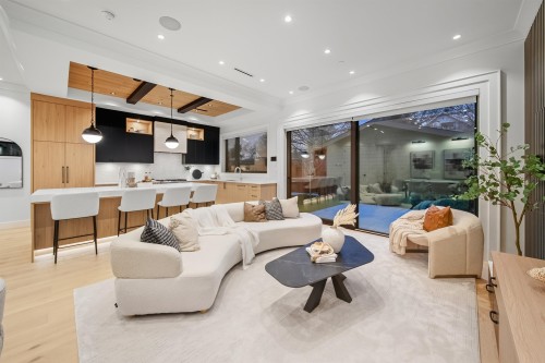 2-1841 Parker Street, Vancouver, BC 