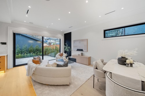 2-1841 Parker Street, Vancouver, BC 