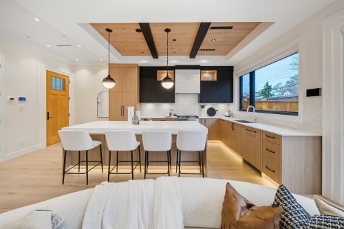 2-1841 Parker Street, Vancouver, BC 