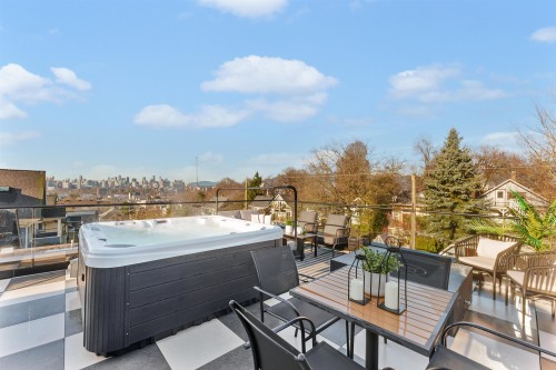 2-1841 Parker Street, Vancouver, BC 