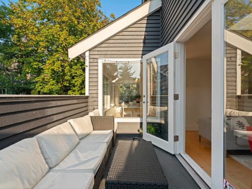 2343 7Th Avenue W, Vancouver, BC 