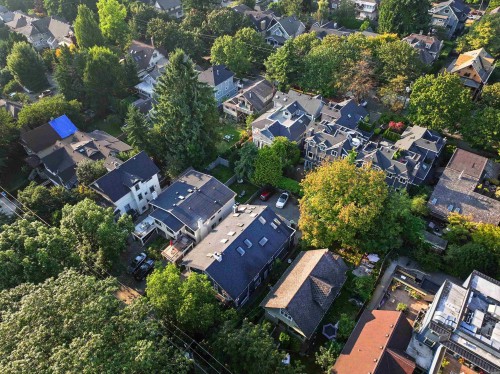 2343 7Th Avenue W, Vancouver, BC 