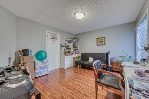 10690 Hollybank Drive, Richmond, BC 