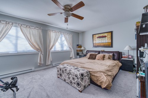 10690 Hollybank Drive, Richmond, BC 