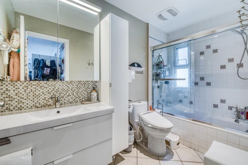 10690 Hollybank Drive, Richmond, BC 