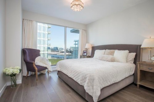 702-5171 Brighouse Way, Richmond, BC 