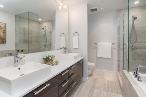 702-5171 Brighouse Way, Richmond, BC 