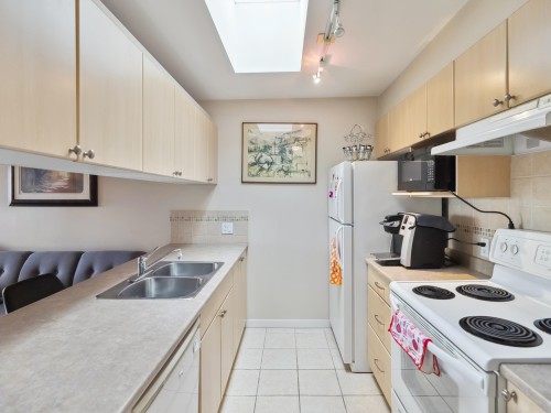 416-2891 Hastings Street E, Vancouver, BC 