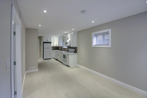 1436 Pitt River Road, Port Coquitlam, BC 