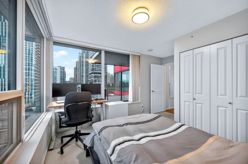 905-6658 Dow Avenue, Burnaby, BC 