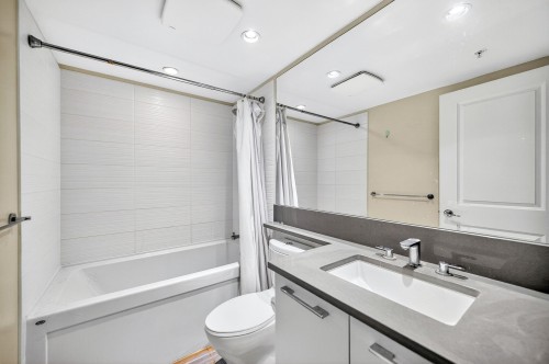 905-6658 Dow Avenue, Burnaby, BC 