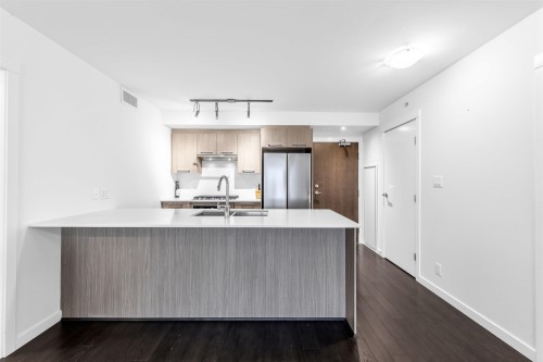 310-7688 Alderbridge Way, Richmond, BC 