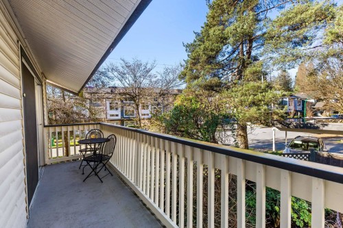 54-912 Premier Street, North Vancouver, BC 