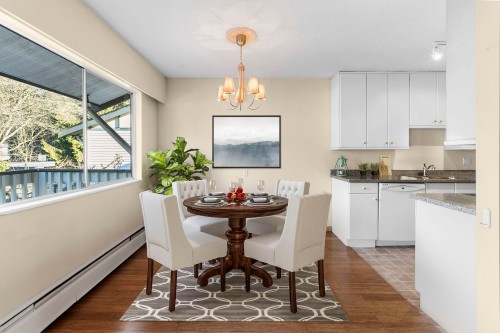 54-912 Premier Street, North Vancouver, BC 