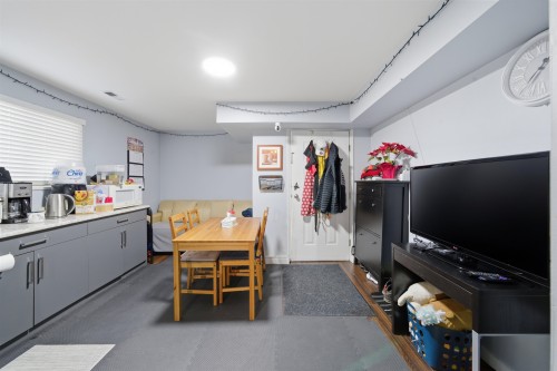 154 64Th Avenue E, Vancouver, BC 