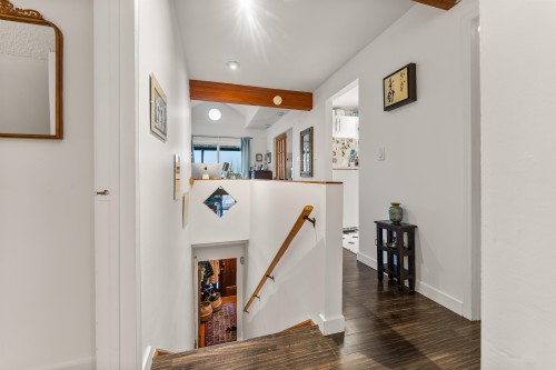 2574 Cornwall Avenue, Vancouver, BC 