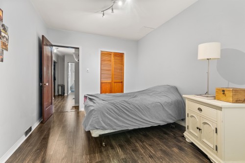 2574 Cornwall Avenue, Vancouver, BC 