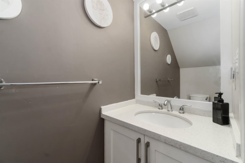 24-270 Casey Street, Coquitlam, BC 