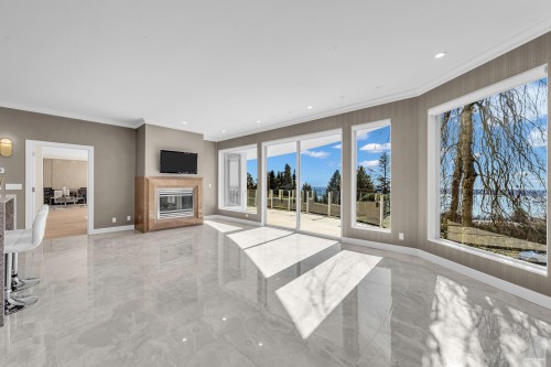 1407 Bramwell Road, West Vancouver, BC 