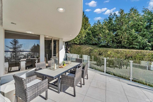 1407 Bramwell Road, West Vancouver, BC 