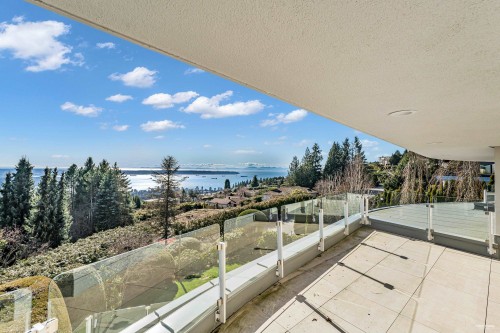 1407 Bramwell Road, West Vancouver, BC 