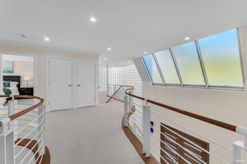 1407 Bramwell Road, West Vancouver, BC 