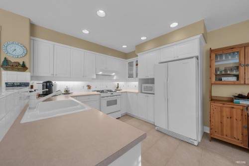 23-3405 Plateau Boulevard, Coquitlam, BC 