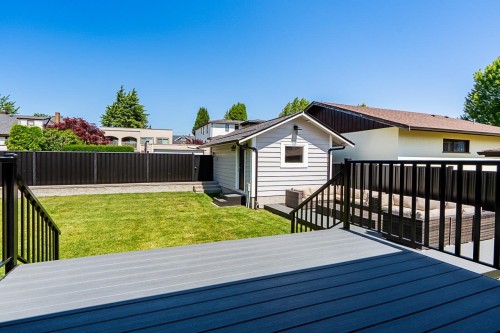 905 Edinburgh Street, New Westminster, BC 