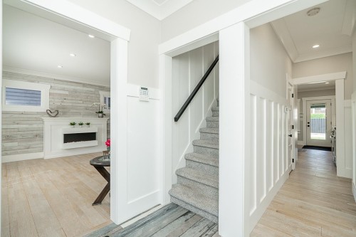 905 Edinburgh Street, New Westminster, BC 