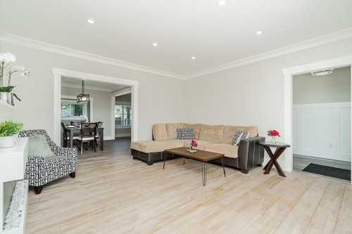 905 Edinburgh Street, New Westminster, BC 