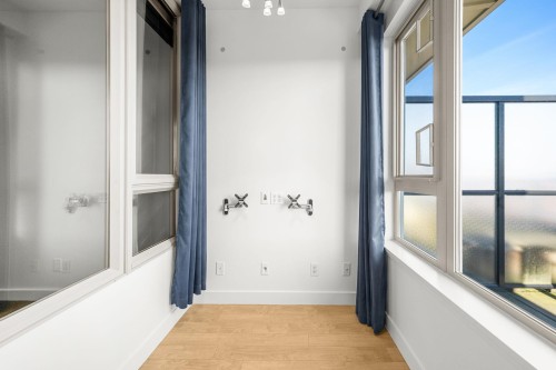 Ph8-688 17Th Avenue E, Vancouver, BC 