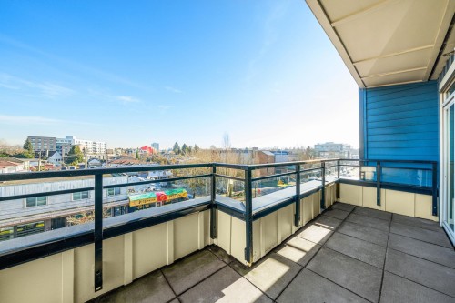 Ph8-688 17Th Avenue E, Vancouver, BC 
