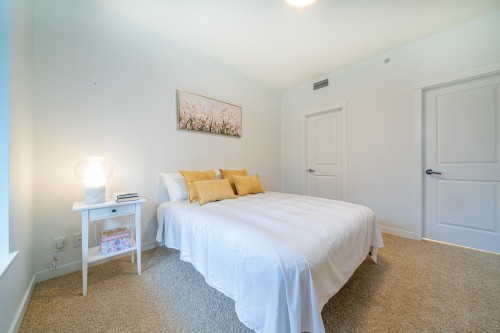 201-3533 Ross Drive, Vancouver, BC 