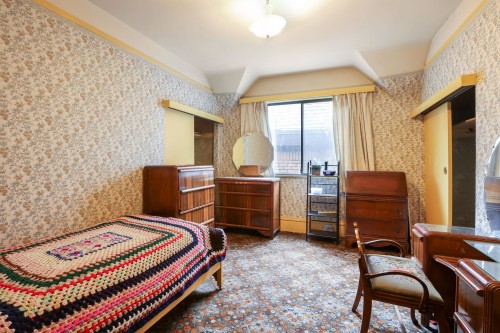 329 Pender Street E, Vancouver, BC 