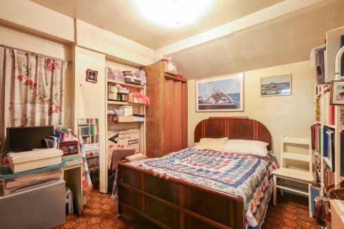 329 Pender Street E, Vancouver, BC 