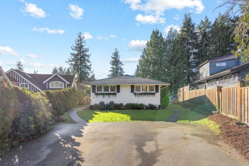 1275 Brantwood Road, North Vancouver, BC 