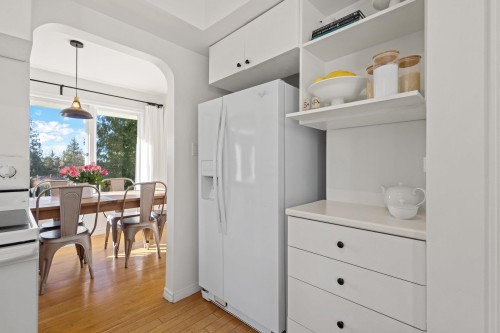 1275 Brantwood Road, North Vancouver, BC 