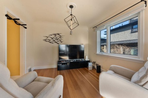 231 Eighth Avenue E, New Westminster, BC 